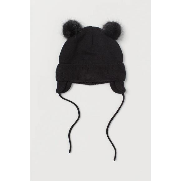 H&M Black Fleece Lined Double Pom Pom Hat Size 18M/2T - Picture 1 of 3